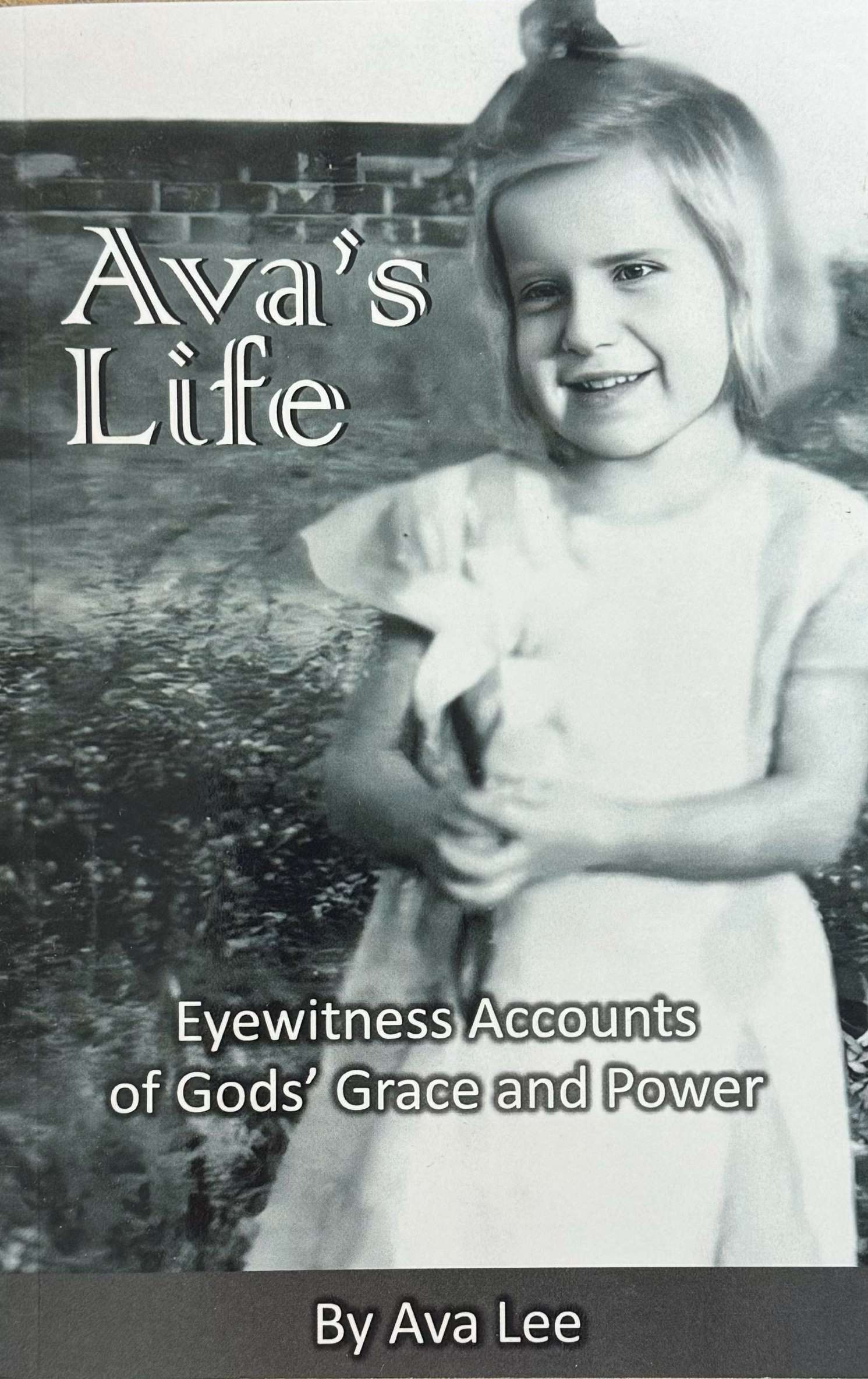 Ava's Life - Ava Lee